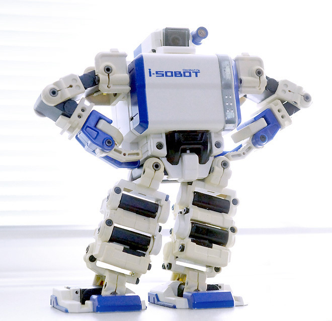 i-SOBOT_1.jpg